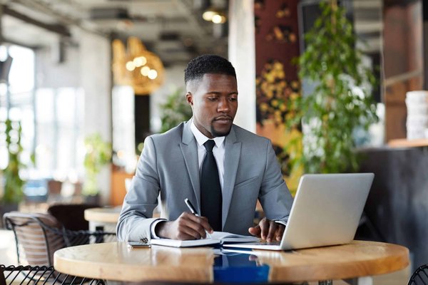 SARL ou SAS : Quelle structure convient le mieux à votre entreprise ?