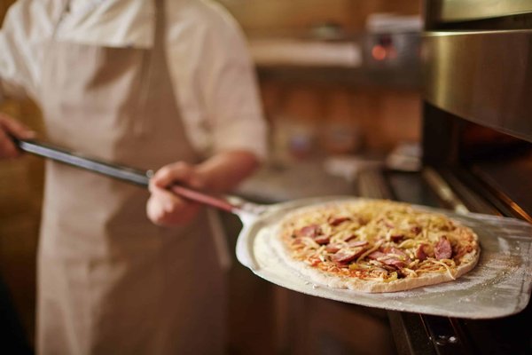 Top 5 des fours à pizza pour les chefs à domicile