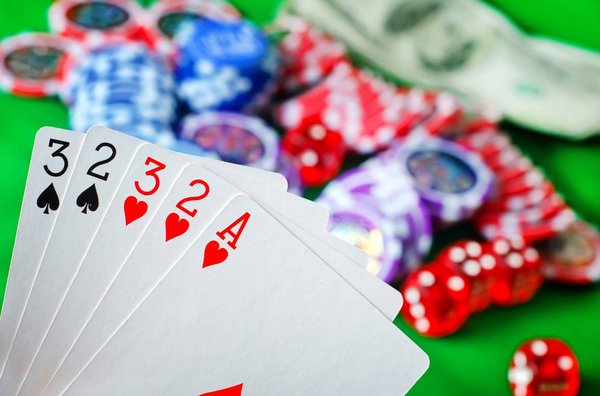 Maîtrisez le texas holdem limit en jouant